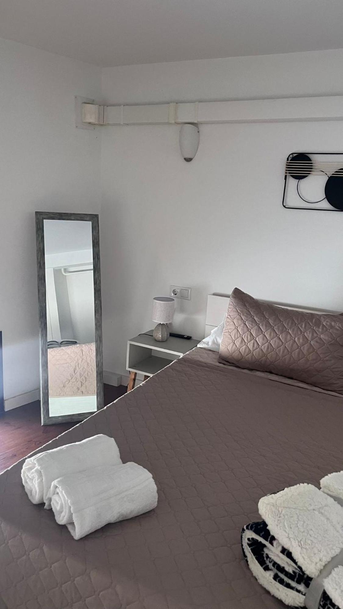 Hiniesta Centro Apartment Sevilla Bagian luar foto